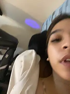 Živý XXX chat hugecock_cali
