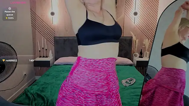 Ann_Annise Adlı Modelin Canlı XXX Sohbeti