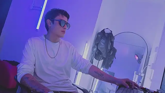angel_still_ Chat XXX live
