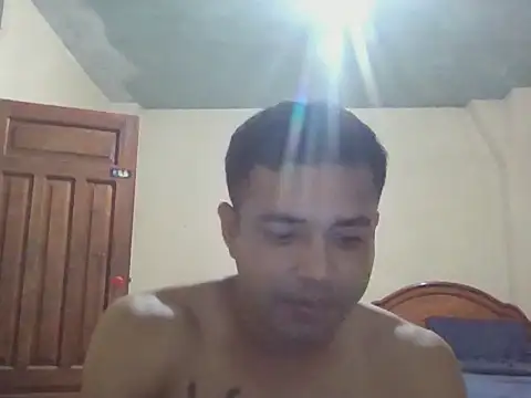 Chatroom XXX en direct de User_02_