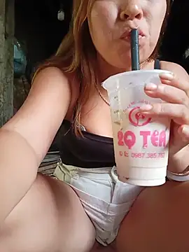 Chat XXX en directo de Zenny9