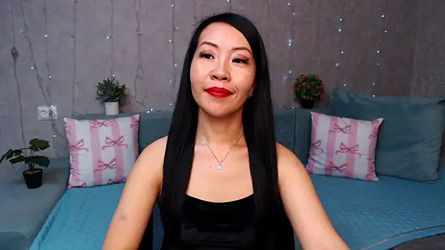 LiaPak Chat XXX live