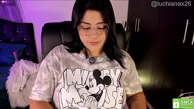 Czat XXX na żywo – lucy26_