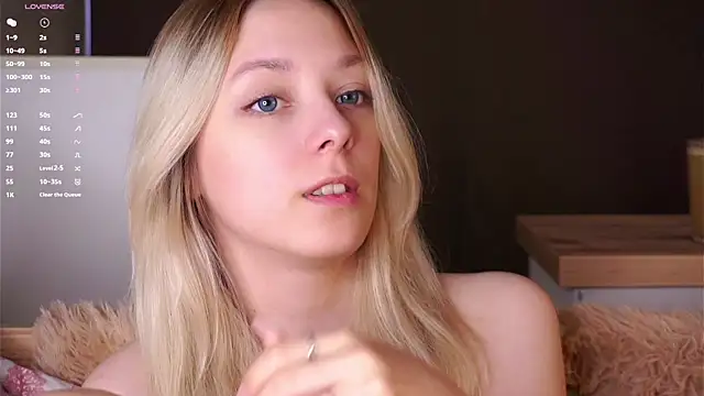 LeeryWonder Chat XXX in diretta