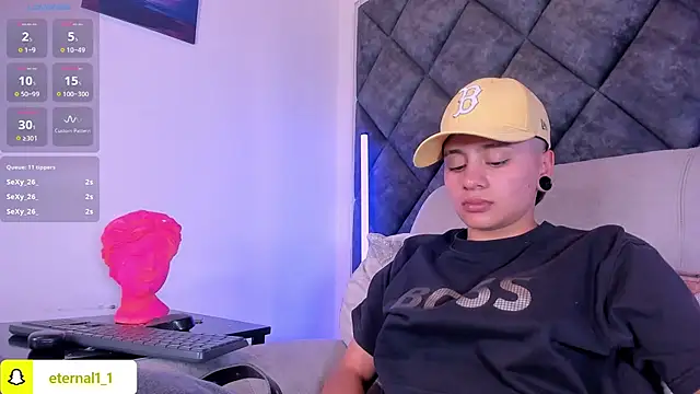 XXX chat uživo modela _Eternal_