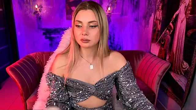 Chat XXX en directo de HyileyClark