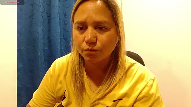 Czat XXX na żywo – LauraReeves
