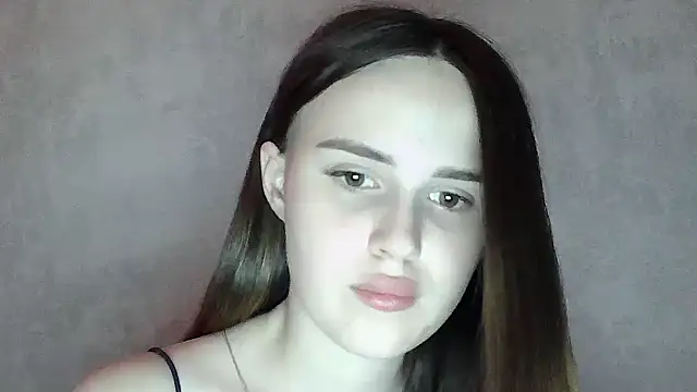SweetLoraa Chat XXX live