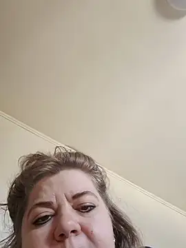 cindybbwsquirt's Live XXX Chat