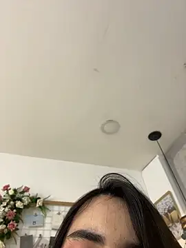 Chat XXX ao vivo de IvonneOwen