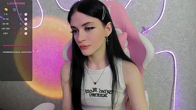 Chat +18 de Molly_Crystall ao vivo