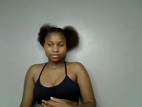 XXX chat uživo modela Swt_smiles