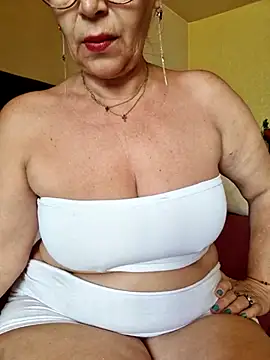 Chat XXX en directo de Love_Tina_Forever
