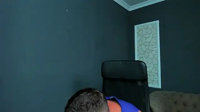 BrianHunts élő XXX-chatje