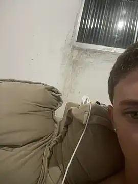 9vinsfd1's Webcam Show