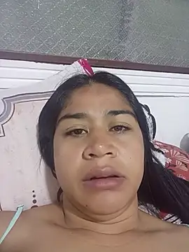 Chat XXX en directo de LexyJohnnes_