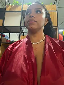 MadeleineSanez Chat XXX in diretta