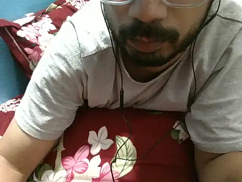 Živý XXX chat Precumboner