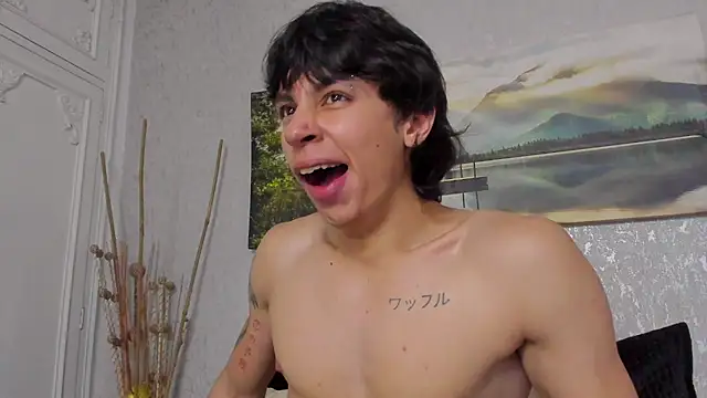 Tyler_durten live XXX chat