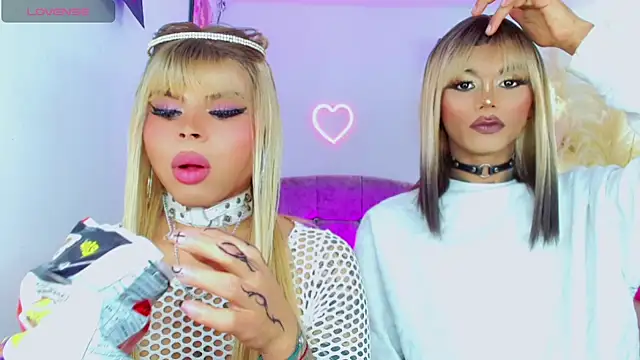 AdanKinng 라이브 XXX 채팅