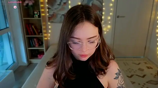 Chat +18 de MilenaSaint ao vivo