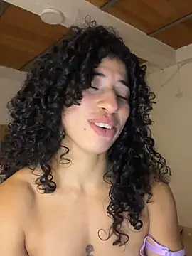 Онлайн чат XXX Miily_0