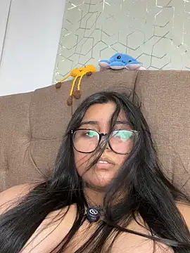 virginbrunette99 现场XXX聊天