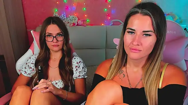 دردشة hotty_girls_here الجنسية المباشرة