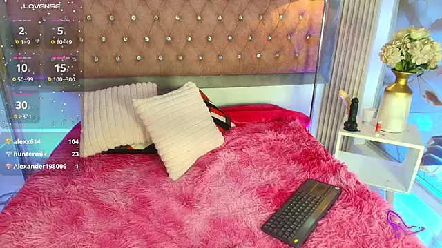 MiaGinger_'s Live XXX Chat