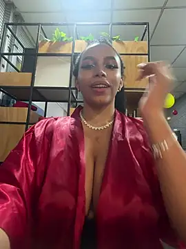 دردشة MadeleineSanez الجنسية المباشرة