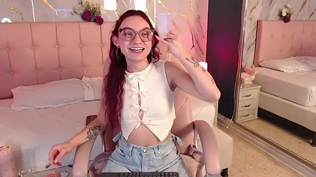 Red_kytty6 Chat XXX in diretta