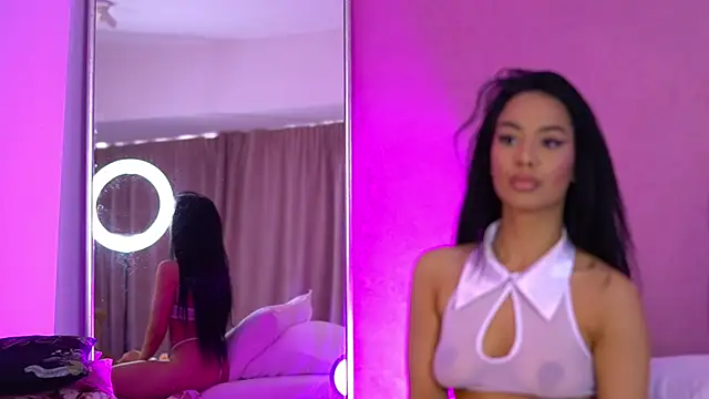 Chat XXX en directo de ErinAzzaro