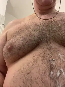 ANONIMO7735's Live XXX Chat