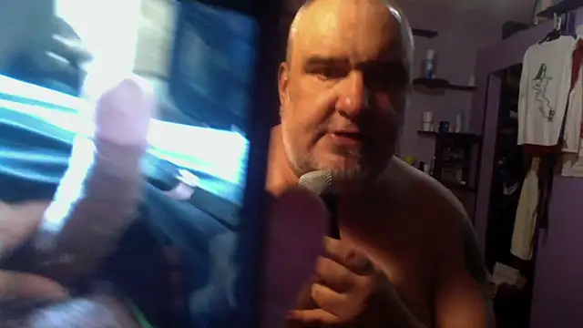 PerveyUncle's Webcam Show
