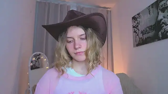 צ'אט XXX בשידור חי של MilanaRayy