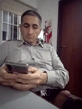 Alejandro83bsf 라이브 XXX 채팅