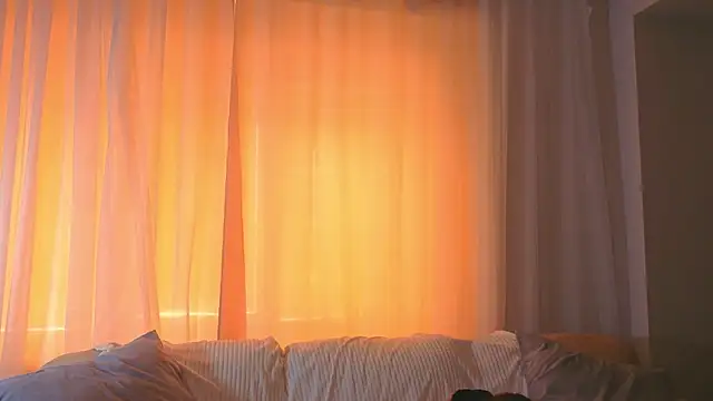 AliciaBrooks' Live XXX Chat