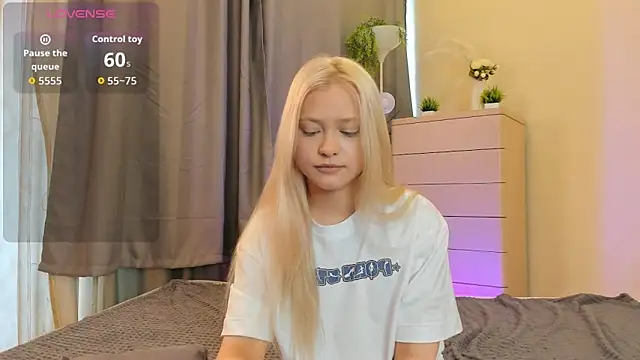 Živý XXX chat MidnightPoise