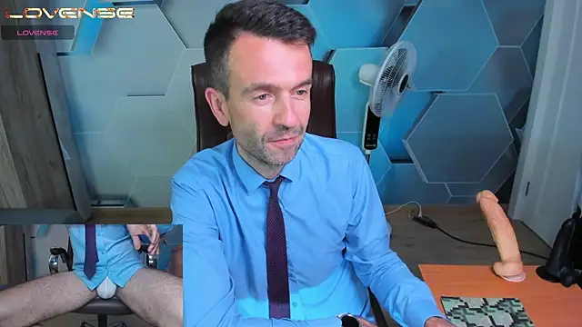 Онлайн чат XXX SteveTiger