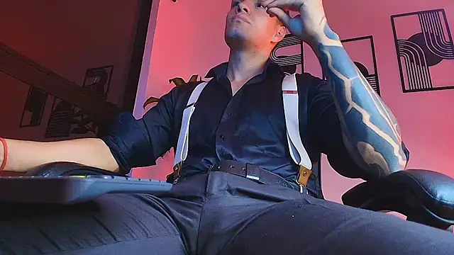 ALPHA_DOMINUS_ Live XXX Chat