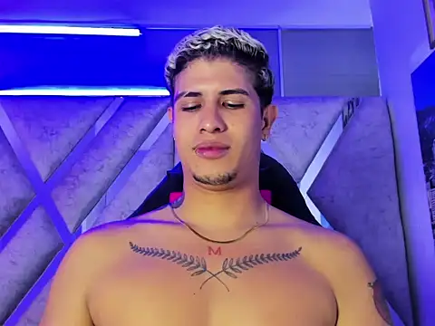 dominic_connor's Live XXX Chat