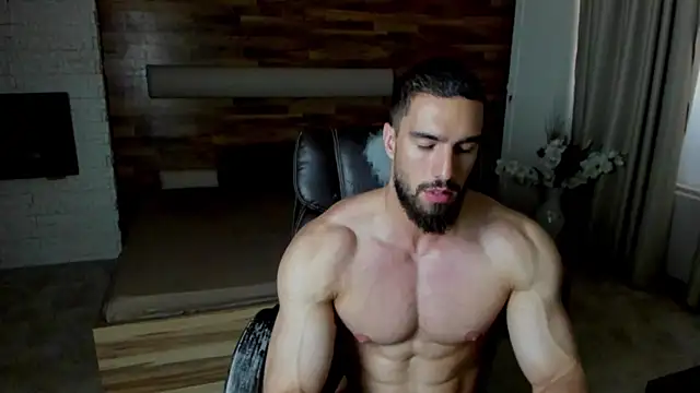 Chat XXX en directo de IvanHydee
