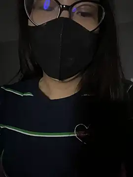 ZzyzyZ-009 Show Webcam