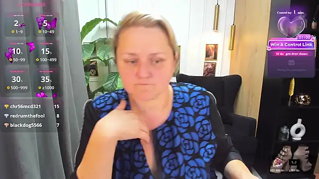 Chat XXX en directo de ScarlettSoft