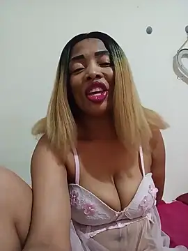 SEXYMOANSXX's Live XXX Chat
