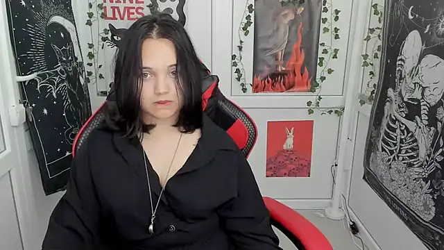 Caroline_cutte: онлайн-секс-чат