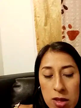 ELY_FE_'s Live XXX Chat