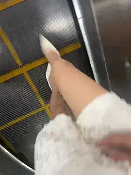 yimisun01 Live XXX-Chat