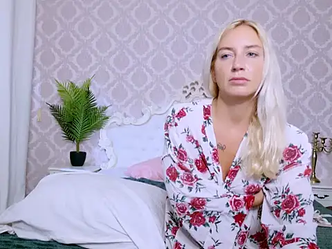 Show modela Kayleen_B na web-kameri