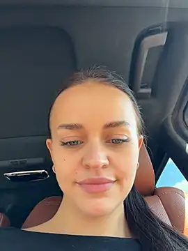 Chat +18 de AngelinaTeller ao vivo